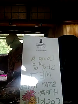 ShawnandDani7074 online show from 04-14-26, 08:25