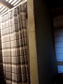 ShawnandDani7074 online show from 04-11-26, 06:21