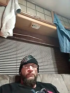 Snapshot of ShawnandDani7074 chatting on 11-04-25, 02:15 ShawnandDani7074 online show from 11-04-25, 02:15