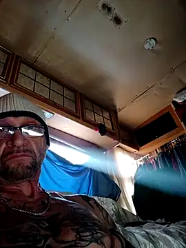 ShawnandDani7074 online show from 03-28-26, 01:56