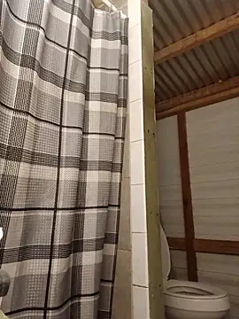 ShawnandDani7074 online show from 04-10-26, 03:02