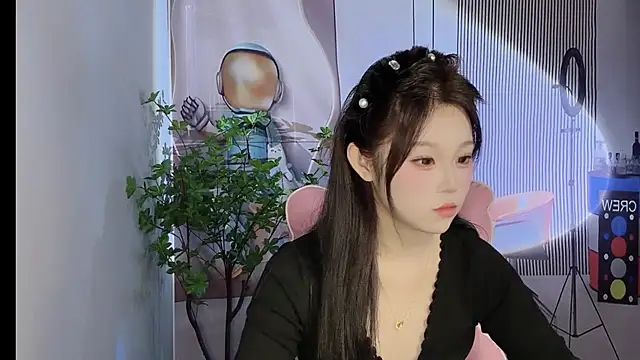 CAICAI BABY online show from 11-08-25, 03:54