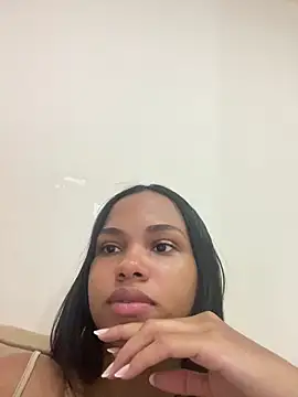 Snapshot of Sabryynna chatting on 09-13-25, 11:05 Sabryynna online show from 09-13-25, 11:05