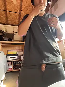 Snapshot of Shankortiz chatting on 02-13-26, 06:52 Shankortiz online show from 02-13-26, 06:52