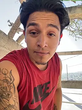 Snapshot of Shankortiz chatting on 02-26-26, 04:51 Shankortiz online show from 02-26-26, 04:51