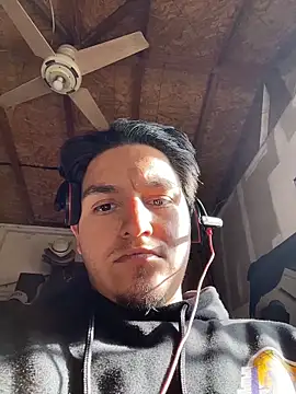 Snapshot of Shankortiz chatting on 02-02-26, 05:34 Shankortiz online show from 02-02-26, 05:34