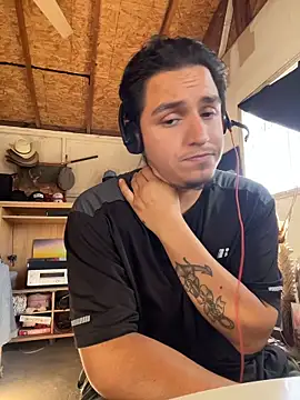 Snapshot of Shankortiz chatting on 02-07-26, 06:49 Shankortiz online show from 02-07-26, 06:49