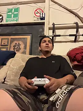 Snapshot of Shankortiz chatting on 02-07-26, 05:37 Shankortiz online show from 02-07-26, 05:37