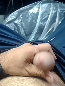 Snapshot of Ravi8879 chatting on 11-25-25, 06:03 Ravi8879 online show from 11-25-25, 06:03