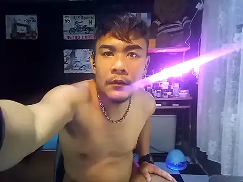 Snapshot of Jheboi69xxx chatting on 10-07-25, 01:12 Jheboi69xxx online show from 10-07-25, 01:12