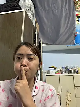 Snapshot of Minee1202 chatting on 04-02-26, 02:30 Minee1202 online show from 04-02-26, 02:30