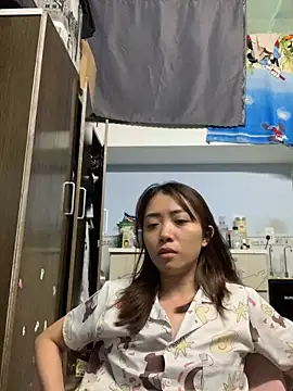 Minee1202 online show from 05-12-26, 01:02