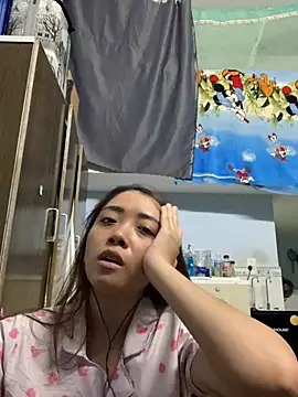 Snapshot of Minee1202 chatting on 03-29-26, 01:18 Minee1202 online show from 03-29-26, 01:18