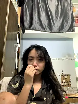 Minee1202 online show from 10-27-25, 04:41