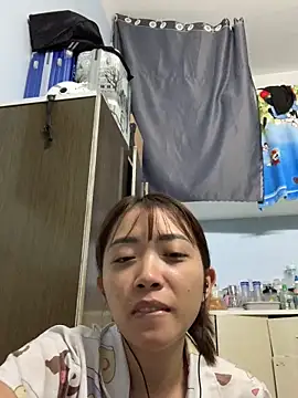 Snapshot of Minee1202 chatting on 03-09-26, 07:45 Minee1202 online show from 03-09-26, 07:45