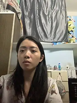 Snapshot of Minee1202 chatting on 01-16-26, 12:47 Minee1202 online show from 01-16-26, 12:47