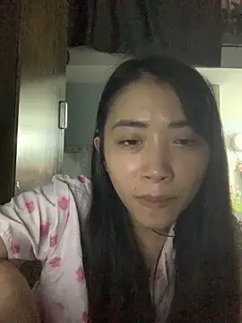 Minee1202 online show from 10-28-25, 06:18