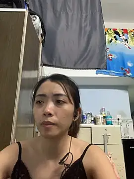 Snapshot of Minee1202 chatting on 06-30-26, 01:05 Minee1202 online show from 06-30-26, 01:05