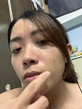 Snapshot of Minee1202 chatting on 06-25-26, 08:41 Minee1202 online show from 06-25-26, 08:41