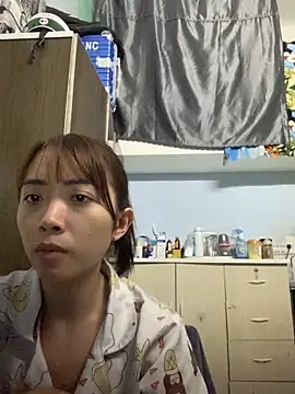 Snapshot of Minee1202 chatting on 02-11-26, 12:54 Minee1202 online show from 02-11-26, 12:54