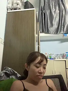 Snapshot of Minee1202 chatting on 02-04-26, 04:40 Minee1202 online show from 02-04-26, 04:40