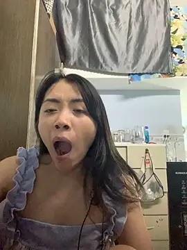 Snapshot of Minee1202 chatting on 01-17-26, 06:17 Minee1202 online show from 01-17-26, 06:17