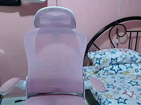 Wynxx online show from 12-20-25, 05:54