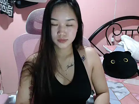 Wynxx online show from 11-13-25, 05:11