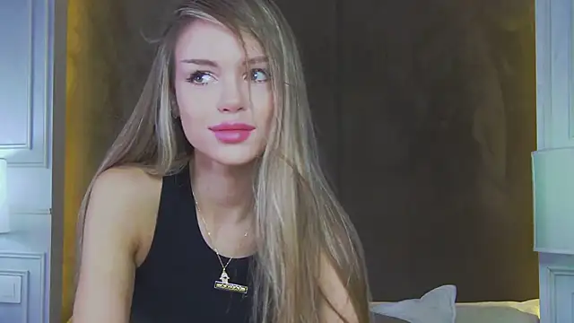 MarilynNova online show from 06-16-26, 05:40