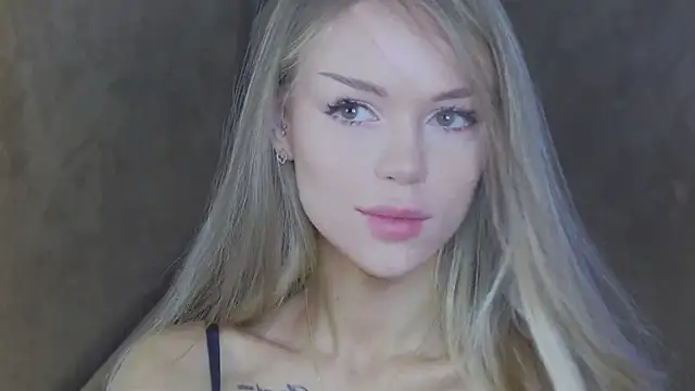 MarilynNova online show from 05-17-26, 04:23