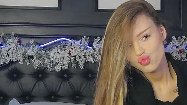 MarilynNova online show from 01-08-26, 04:18