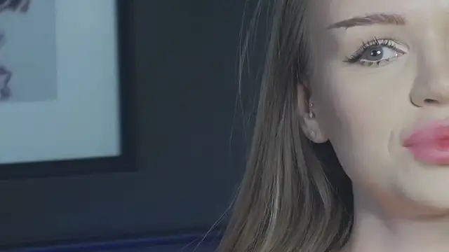 MarilynNova online show from 02-07-26, 04:20