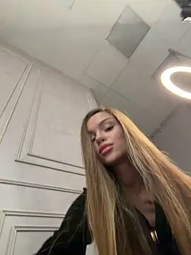 MarilynNova online show from 02-13-26, 04:23