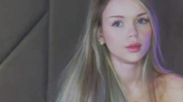 MarilynNova online show from 07-22-26, 04:36