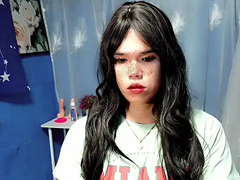 Snapshot of Anggeh_Slut chatting on 09-30-25, 03:07 Anggeh Slut online show from 09-30-25, 03:07
