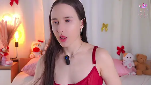 MaudAle online show from 02-24-26, 01:06