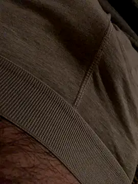 MuzzyFacing online show from 11-27-25, 10:21