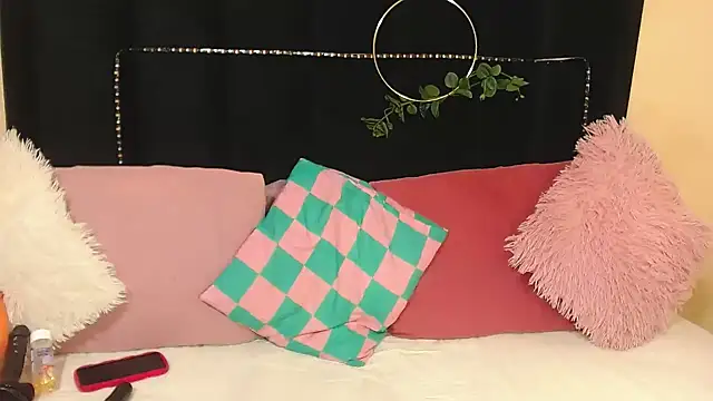 Snapshot of AmazingDarkDoll chatting on 11-23-25, 03:11 AmazingDarkDoll online show from 11-23-25, 03:11