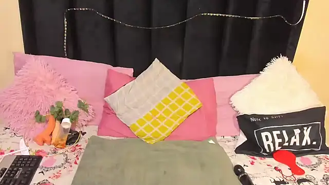 AmazingDarkDoll online show from 02-26-26, 02:44