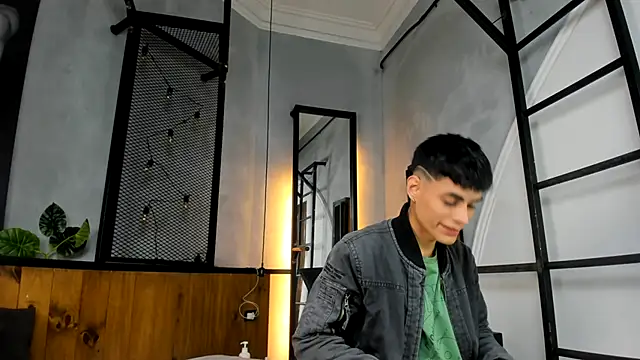 Dani mc1 online show from 09-27-25, 11:16