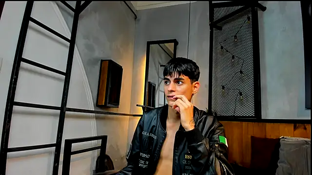 Dani mc1 online show from 11-26-25, 11:32