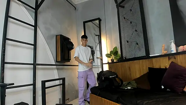 Dani mc1 online show from 10-24-25, 11:31