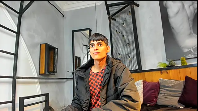 Dani mc1 online show from 11-18-25, 11:35