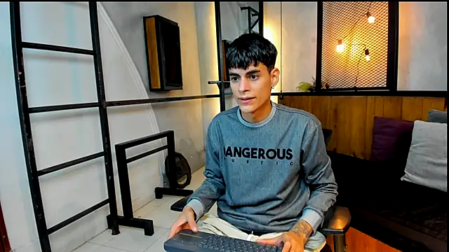 Dani mc1 online show from 11-23-25, 11:53