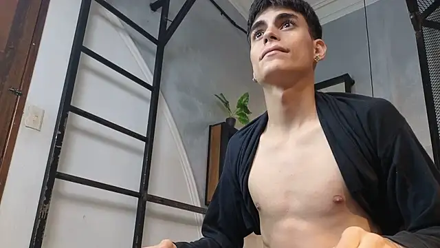 Dani mc1 online show from 12-20-25, 11:46