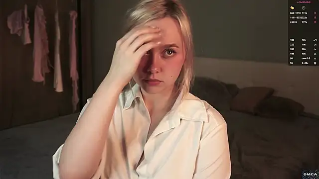 AccaCroyle online show from 10-20-25, 07:47