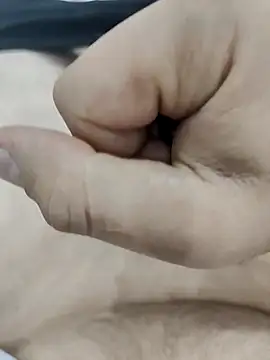 Snapshot of cenk263 chatting on 11-05-25, 04:21 cenk263 online show from 11-05-25, 04:21