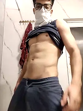 Snapshot of mrmasseur06 chatting on 04-03-26, 06:47 mrmasseur06 online show from 04-03-26, 06:47