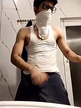 Snapshot of mrmasseur06 chatting on 03-22-26, 06:42 mrmasseur06 online show from 03-22-26, 06:42