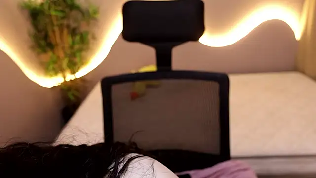 Emma and Issac online show from 03-14-26, 09:59